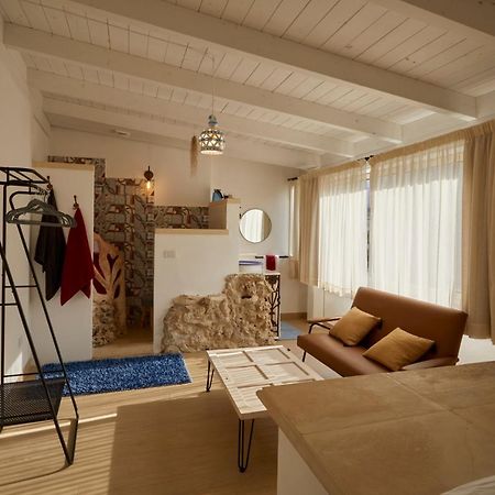 شقة Upstairs - Skylight ليتشي المظهر الخارجي الصورة