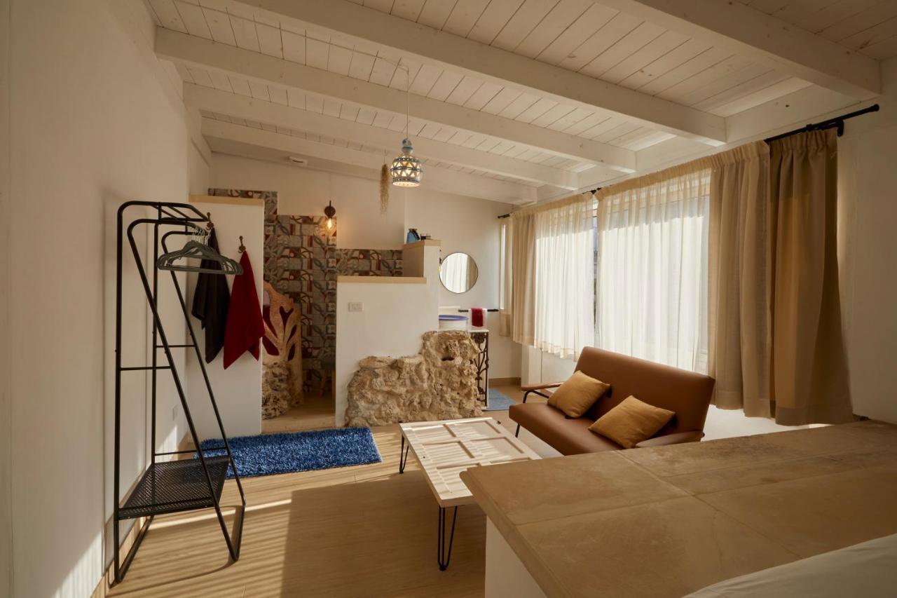 شقة Upstairs - Skylight ليتشي المظهر الخارجي الصورة
